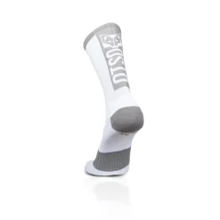 Shop OTSO Calcetines de Ciclismo Altos - Blanco y Gris