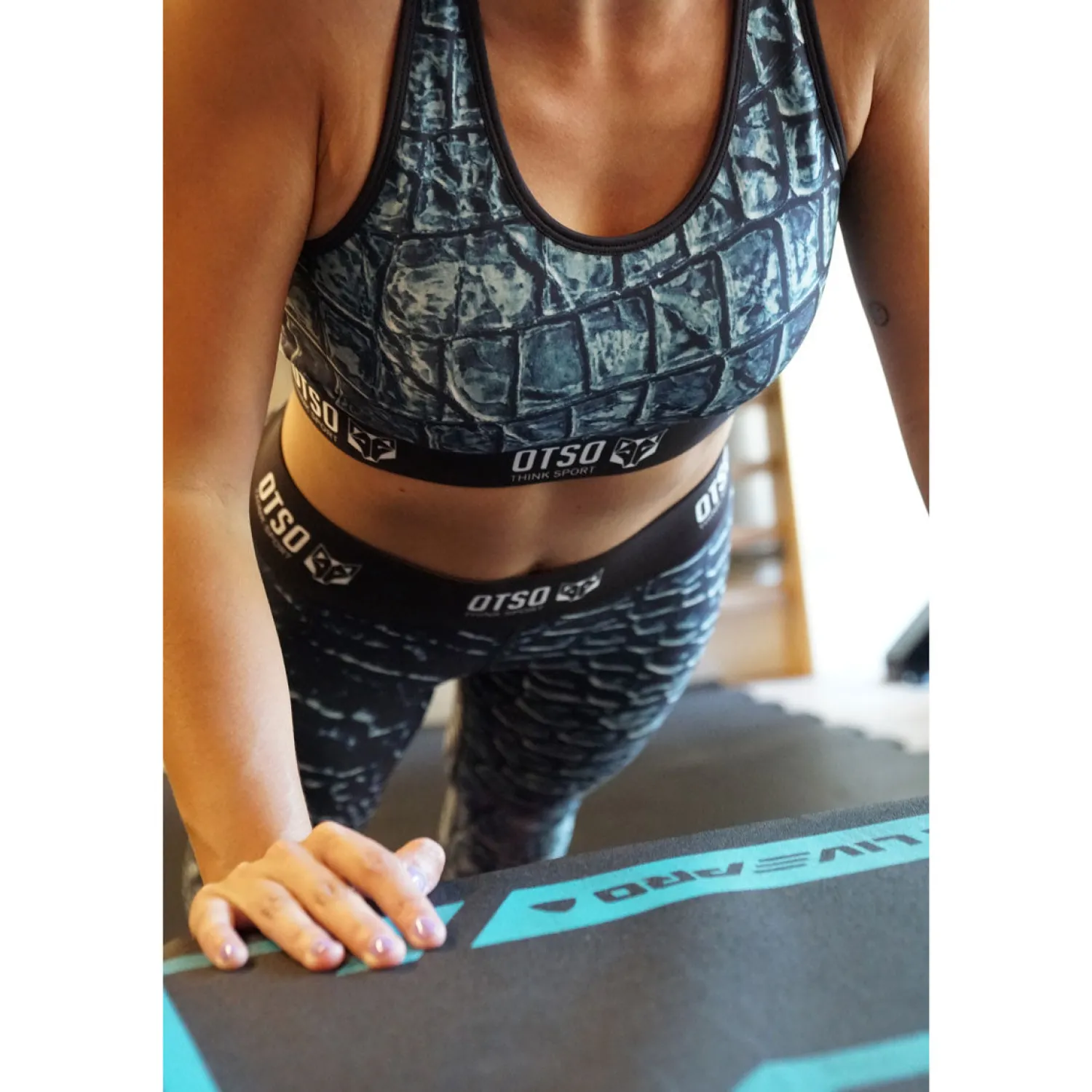 Fashion OTSO Top deportivo - Black Snake
